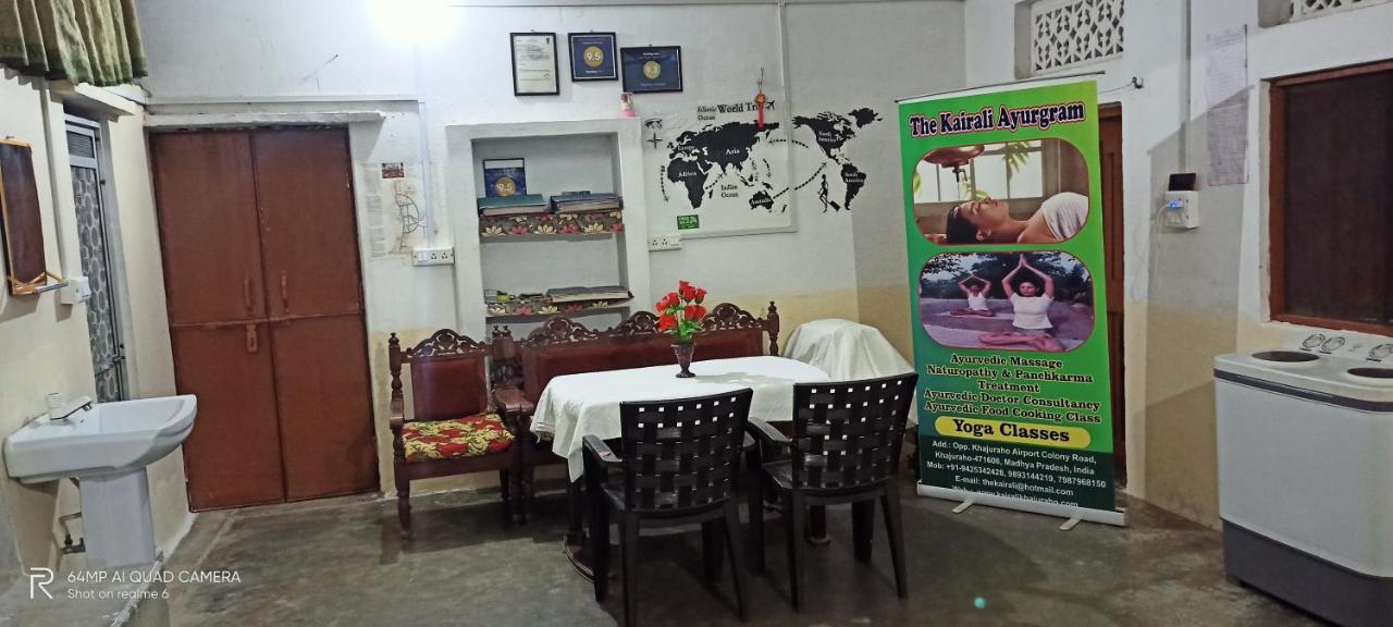 Hostel Buddha Кхаджурахо Экстерьер фото